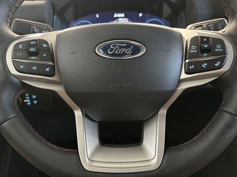 New 2026 Ford Explorer Active w/ Active Comfort Package image 16
