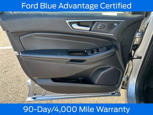 Used 2020 Ford Edge Titanium w/ Equipment Group 301A AWD/4WD image 12