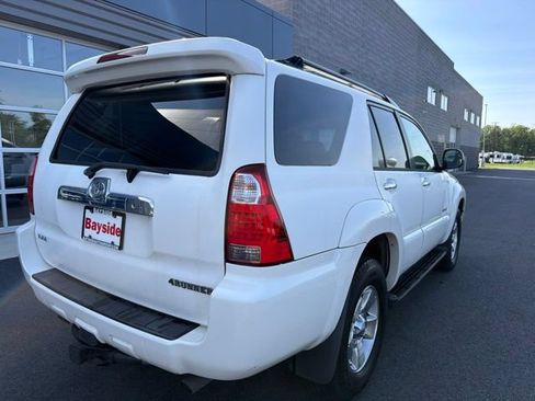 Used 2006 Toyota 4Runner SR5 AWD/4WD image 6