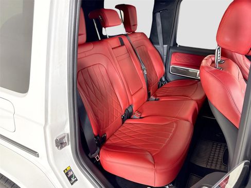 Used 2024 Mercedes-Benz G 63 AMG 4MATIC image 29