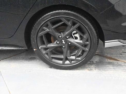 New 2025 Hyundai Elantra N Line FWD image 5