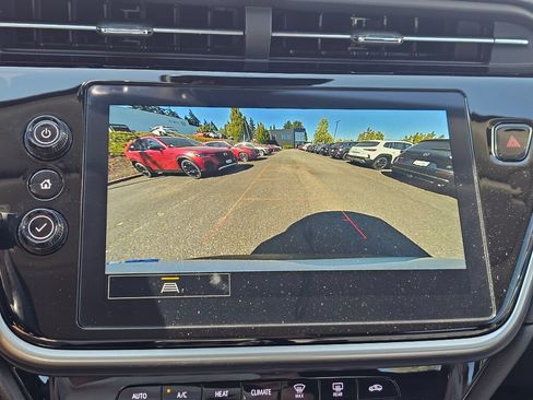 Used 2023 Chevrolet Bolt EUV LT w/ Convenience Package FWD image 14
