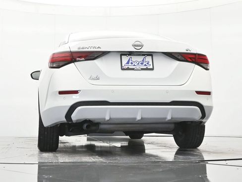 Used 2024 Nissan Sentra SV FWD image 41