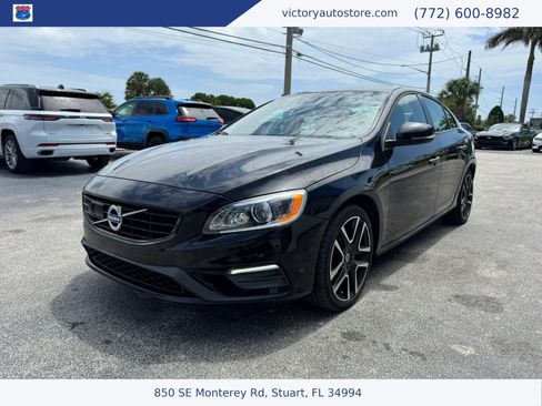 Used 2018 Volvo S60 T5 Dynamic w/ Vision Package FWD image 5