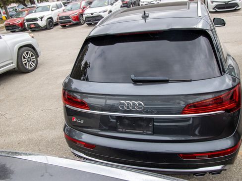 Used 2021 Audi SQ5 Prestige image 10