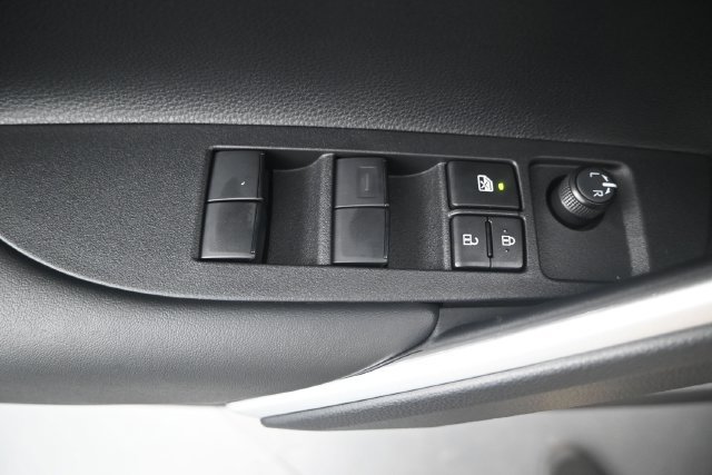 New 2026 Toyota Corolla Cross LE FWD image 9