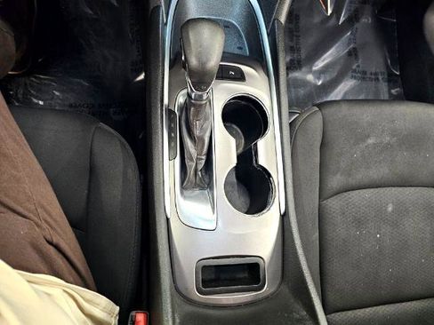 Used 2021 Chevrolet Malibu LT image 19