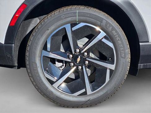 New 2026 Chevrolet Equinox EV LT image 10