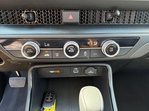 Used 2023 Honda CR-V LX image 19