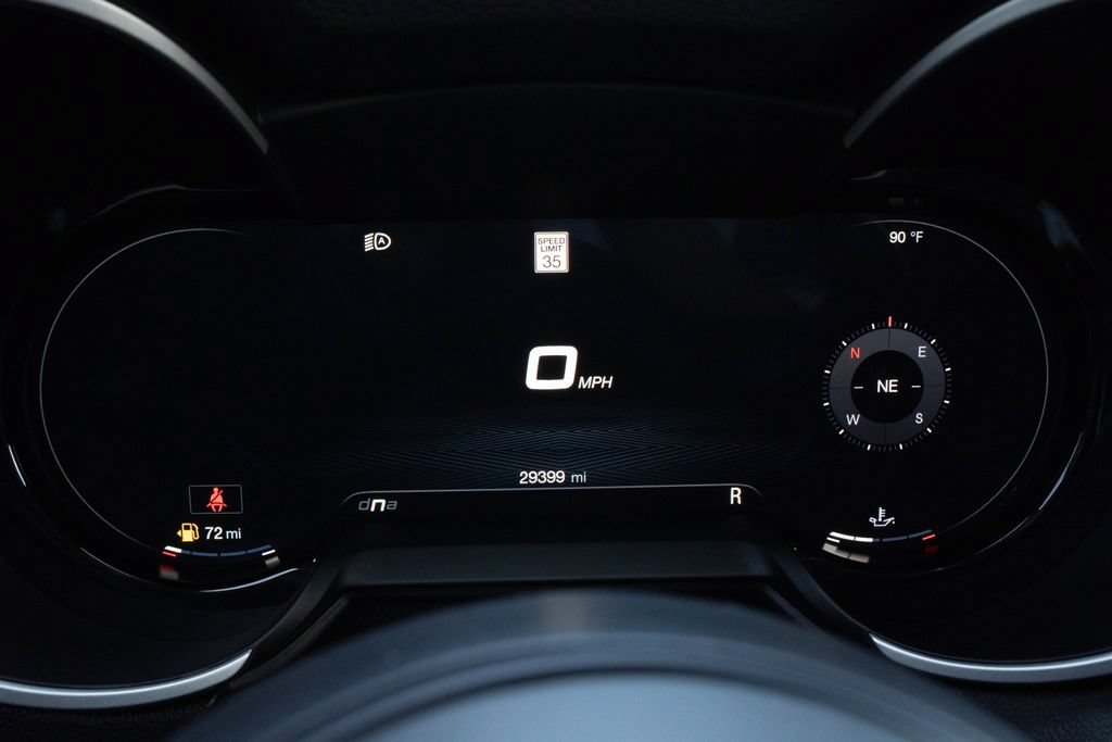 Used 2024 Alfa Romeo Stelvio Veloce AWD/4WD image 30