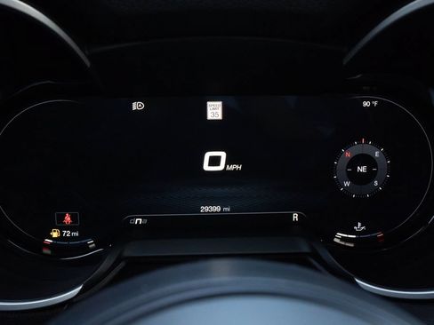 Used 2024 Alfa Romeo Stelvio Veloce AWD/4WD image 30