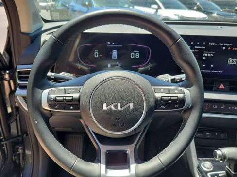 Used 2024 Kia Sportage EX FWD image 15
