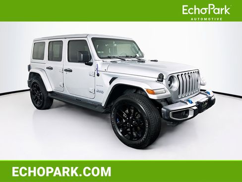 Used 2023 Jeep Wrangler Unlimited Sahara w/ Cold Weather Group AWD/4WD image 1