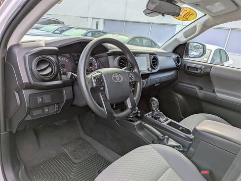 Used 2020 Toyota Tacoma SR image 16
