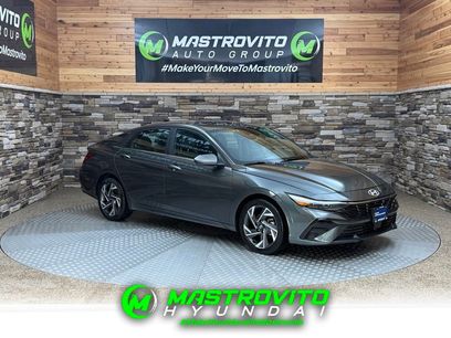 Used 2024 Hyundai Elantra SEL w/ Convenience Package