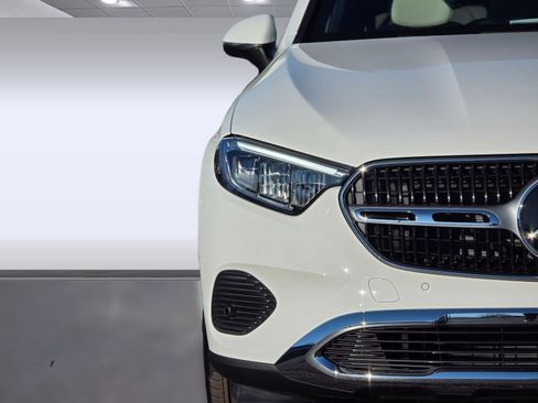 Used 2026 Mercedes-Benz GLC 300 4MATIC image 20