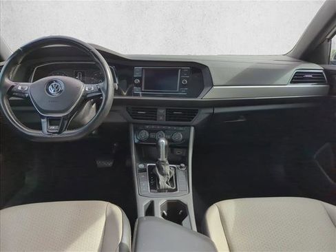 Used 2019 Volkswagen Jetta R-Line image 20