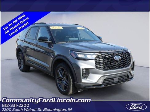 Used 2025 Ford Explorer ST-Line w/ ST-Line Street Pack AWD/4WD image 1