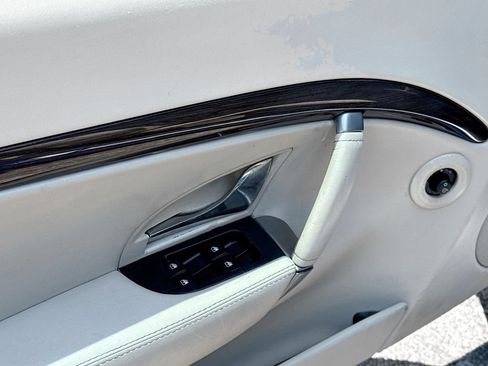 Used 2012 Maserati GranTurismo Convertible RWD image 18
