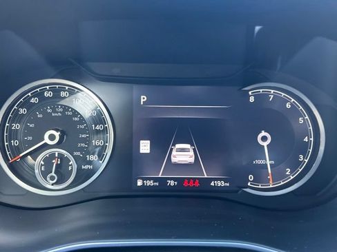 Used 2026 Genesis G70 2.5T RWD image 10