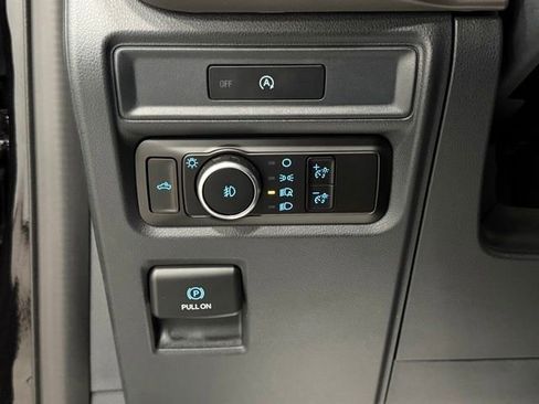 Used 2025 Ford F150 XL w/ Equipment Group 103A High RWD image 17
