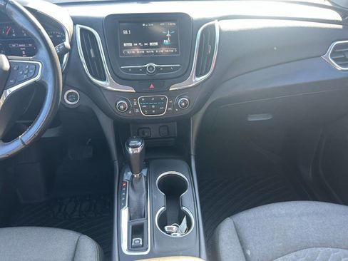 Used 2018 Chevrolet Equinox LT image 13