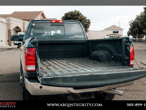 Used 2018 RAM 2500 SLT AWD/4WD image 41