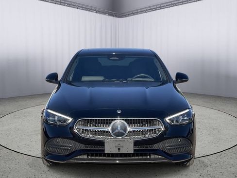 Used 2025 Mercedes-Benz C 300 4MATIC Sedan image 9
