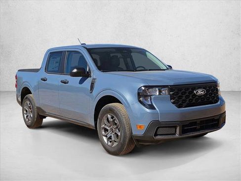 New 2025 Ford Maverick XLT image 7