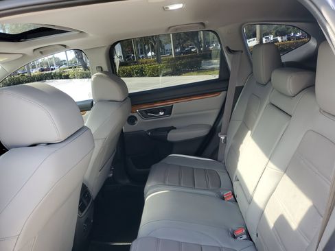 Used 2017 Honda CR-V Touring image 15
