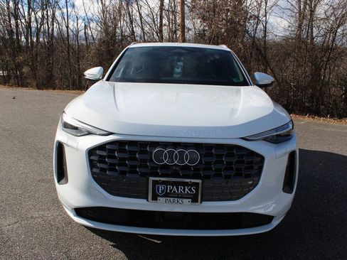 New 2025 Audi Q5 Premium Plus image 3