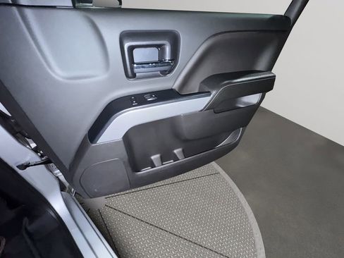 Certified 2018 Chevrolet Silverado 1500 LT w/ All Star Edition image 32