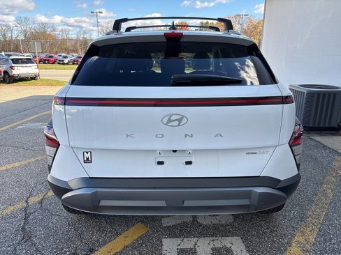 New 2026 Hyundai Kona SEL Premium image 3
