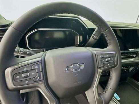 Used 2026 Chevrolet Silverado 2500 ZR2 image 12