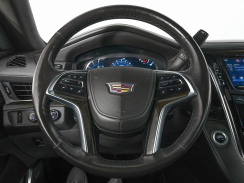 Used 2020 Cadillac Escalade ESV Platinum image 20