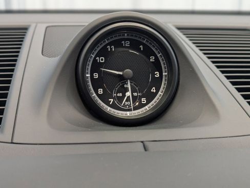 Used 2025 Porsche Macan image 21