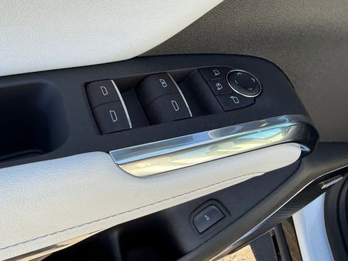 New 2026 Chevrolet Traverse High Country image 24