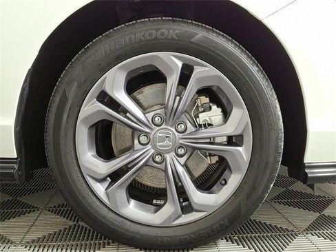 Used 2024 Honda Accord EX-L image 11