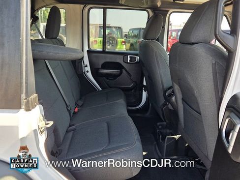 Used 2024 Jeep Wrangler Unlimited Sport w/ Convenience Group AWD/4WD image 12