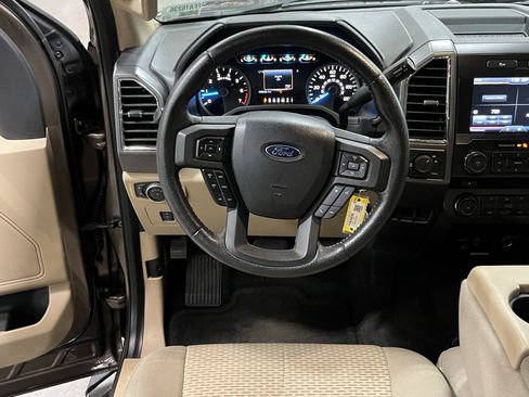 Used 2015 Ford F150 XLT w/ Equipment Group 302A Luxury RWD image 13
