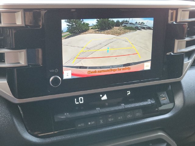Used 2025 Toyota Tundra SR5 w/ SR5 Convenience Package AWD/4WD image 14