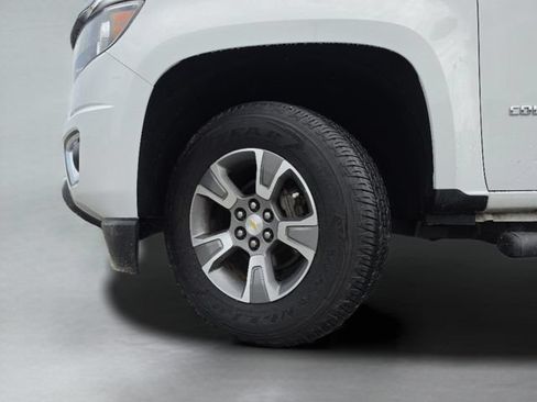Used 2018 Chevrolet Colorado Z71 AWD/4WD image 39
