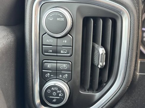 Used 2020 GMC Sierra 1500 SLT w/ SLT Premium Package AWD/4WD image 17