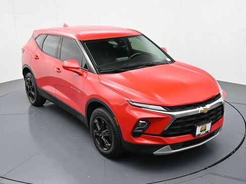 Used 2023 Chevrolet Blazer LT FWD image 22