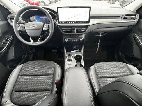 Used 2025 Ford Escape SE FWD image 6