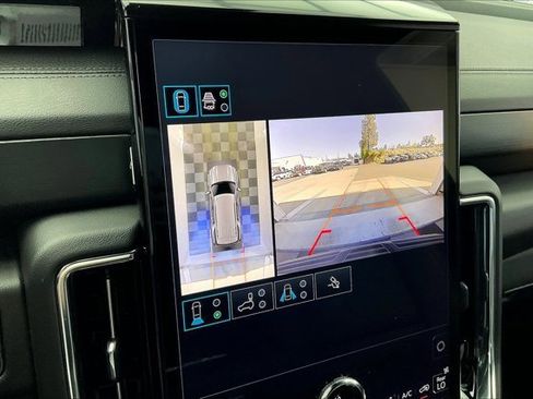 Used 2025 GMC Yukon Denali image 23