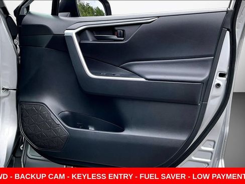 Used 2020 Toyota RAV4 LE w/ All Weather Liner Package AWD/4WD image 26