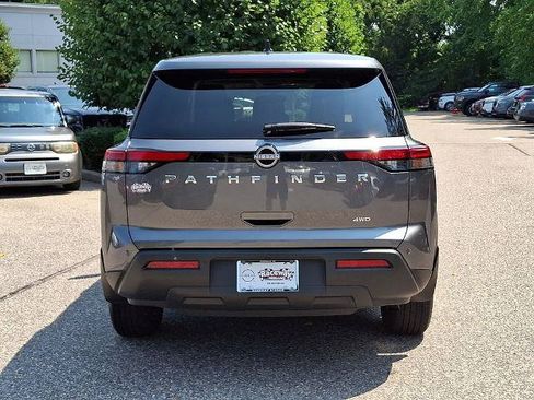 Certified 2025 Nissan Pathfinder S AWD/4WD image 7