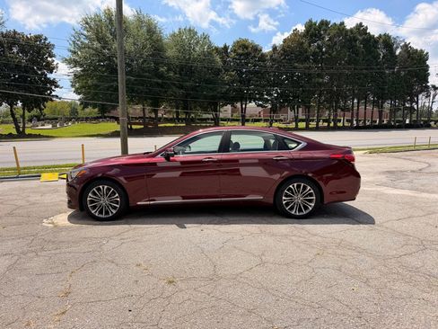 Used 2016 Hyundai Genesis 3.8 RWD image 9