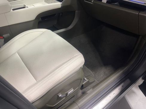 New 2025 Hyundai Santa Fe Calligraphy image 27